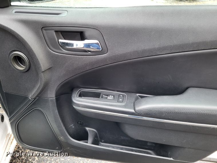 image for item LR9181 2014 Dodge Charger Police