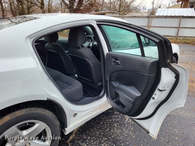 image for item LR9181 2014 Dodge Charger Police