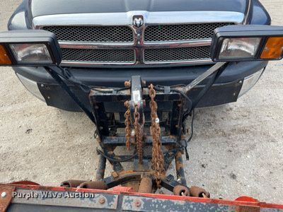 image for item MA9919 2001 Dodge Ram 3500  flatbed pickup truck