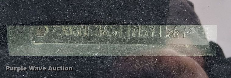 image for item MA9919 2001 Dodge Ram 3500  flatbed pickup truck