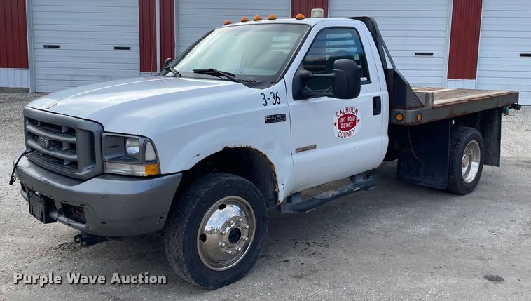 image for item MA9920 2004 Ford F450 Super Duty  flatbed truck