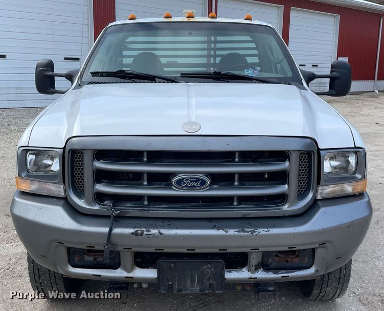 image for item MA9920 2004 Ford F450 Super Duty  flatbed truck