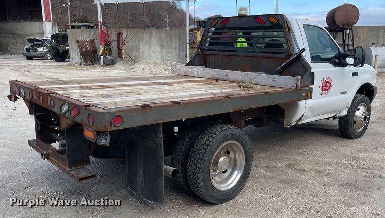 image for item MA9920 2004 Ford F450 Super Duty  flatbed truck