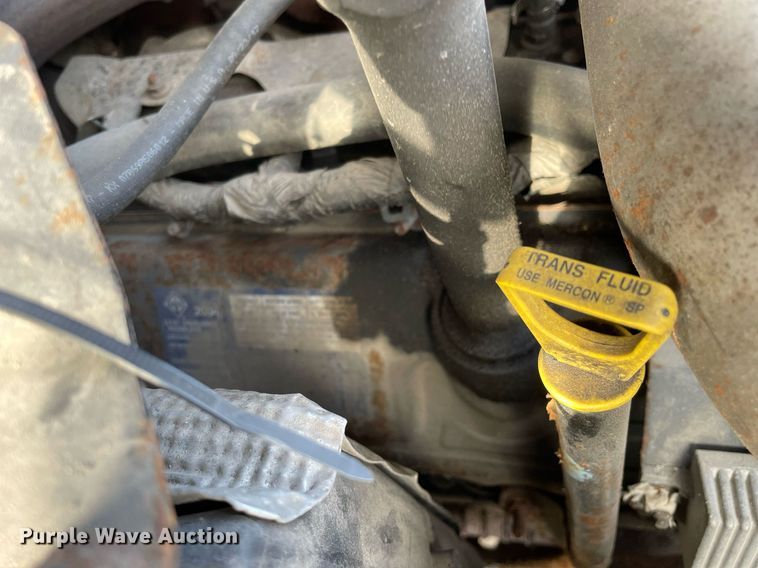 image for item MA9920 2004 Ford F450 Super Duty  flatbed truck