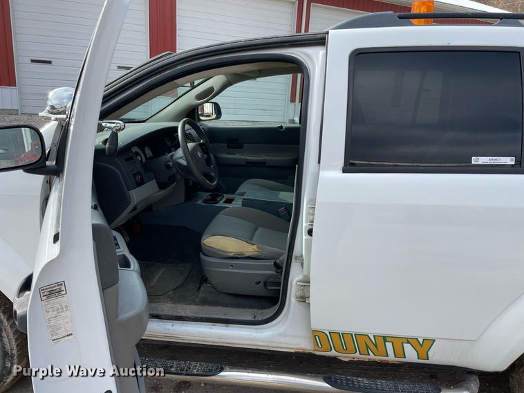 image for item MA9921 2007 Dodge Durango SXT  SUV