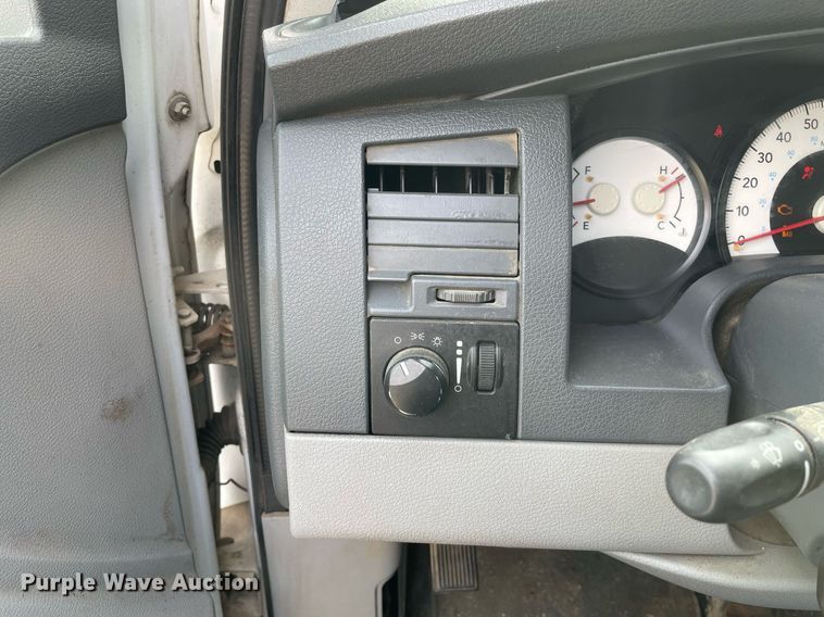 image for item MA9921 2007 Dodge Durango SXT  SUV