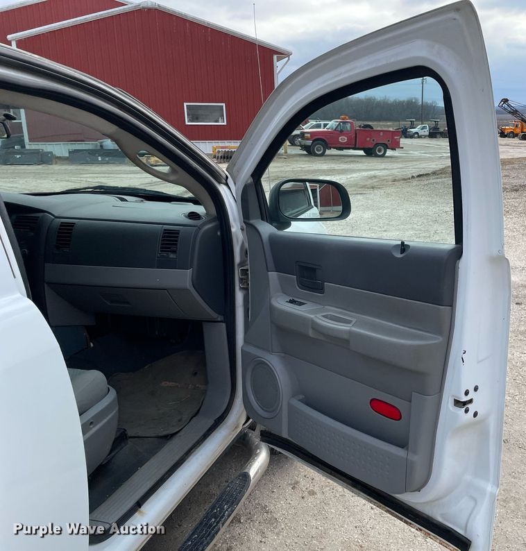 image for item MA9921 2007 Dodge Durango SXT  SUV