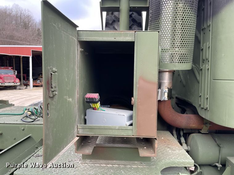 image for item MA9923 1991 BMY M932A2  semi truck