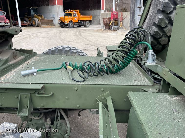 image for item MA9923 1991 BMY M932A2  semi truck