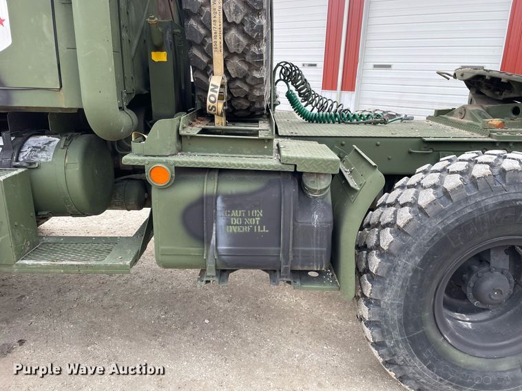 image for item MA9923 1991 BMY M932A2  semi truck