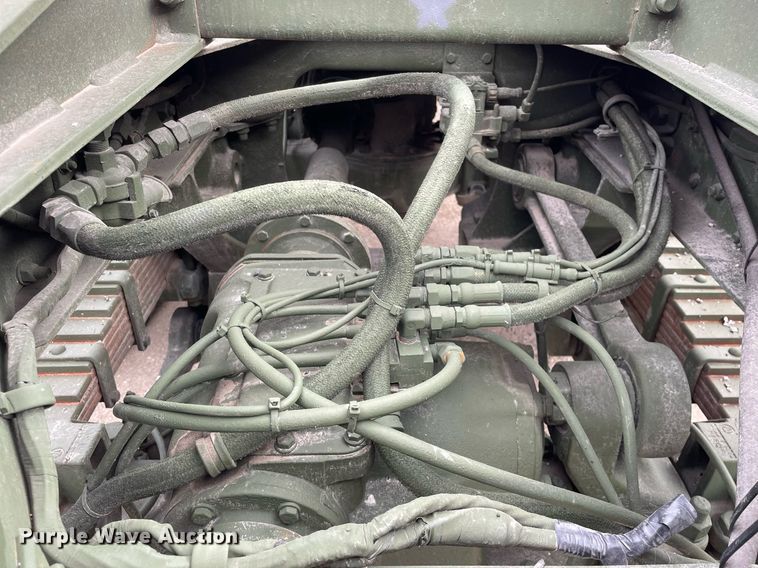 image for item MA9923 1991 BMY M932A2  semi truck