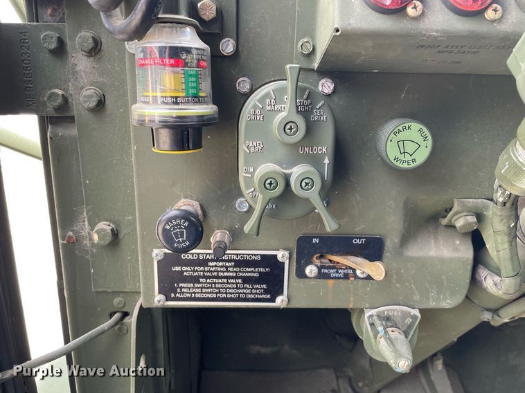 image for item MA9923 1991 BMY M932A2  semi truck