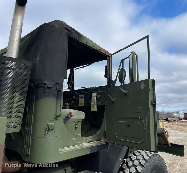 image for item MA9923 1991 BMY M932A2  semi truck