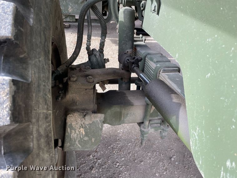 image for item MA9923 1991 BMY M932A2  semi truck