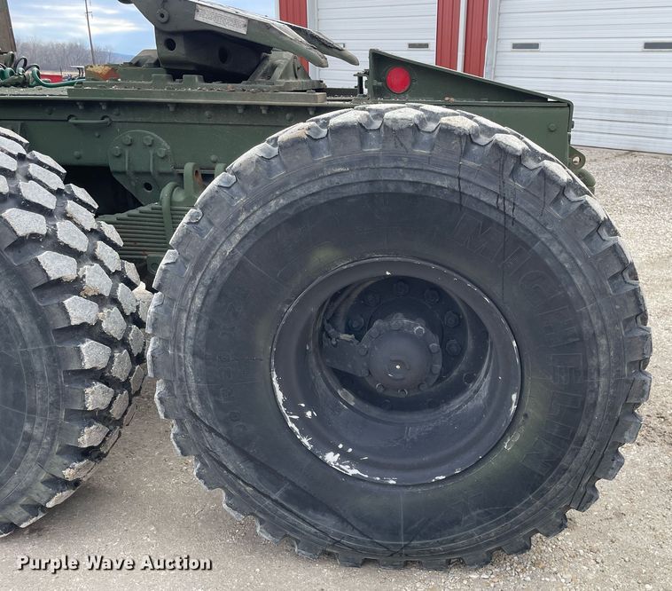 image for item MA9923 1991 BMY M932A2  semi truck