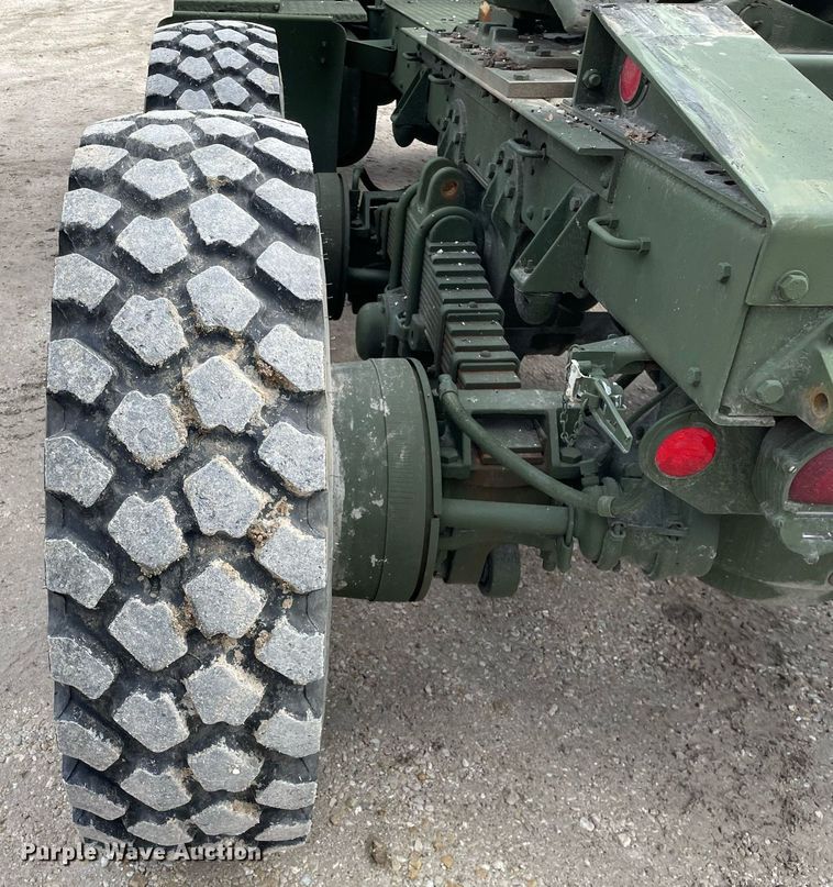 image for item MA9923 1991 BMY M932A2  semi truck