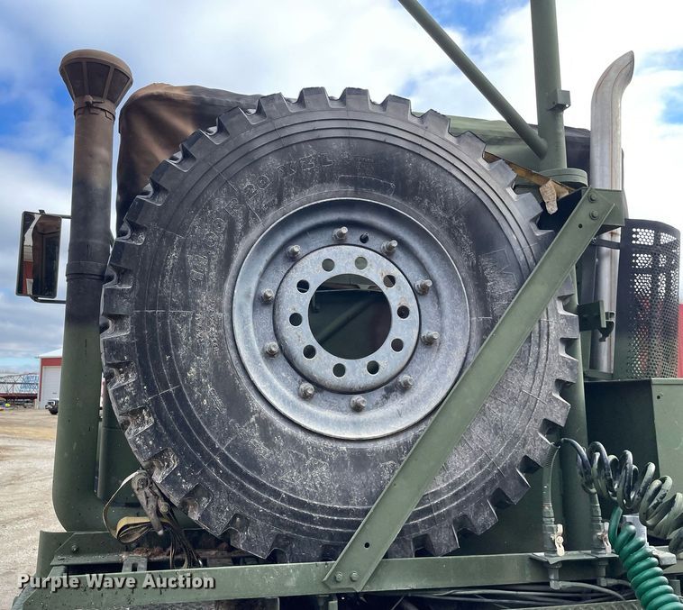 image for item MA9923 1991 BMY M932A2  semi truck