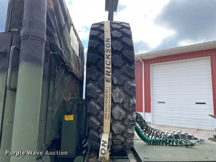 image for item MA9923 1991 BMY M932A2  semi truck