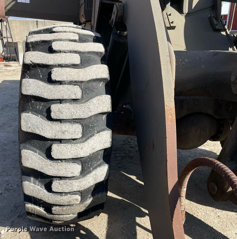 image for item MA9924 1984 Dresser 540  wheel loader