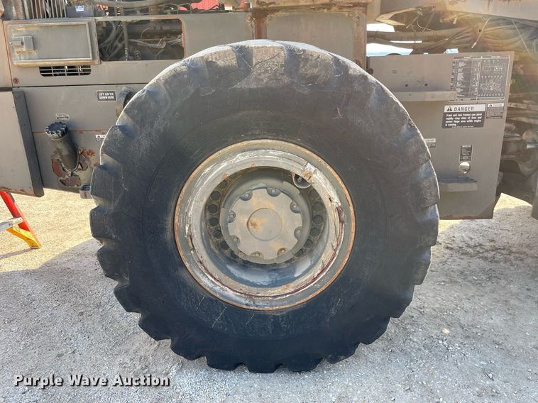 image for item MA9924 1984 Dresser 540  wheel loader