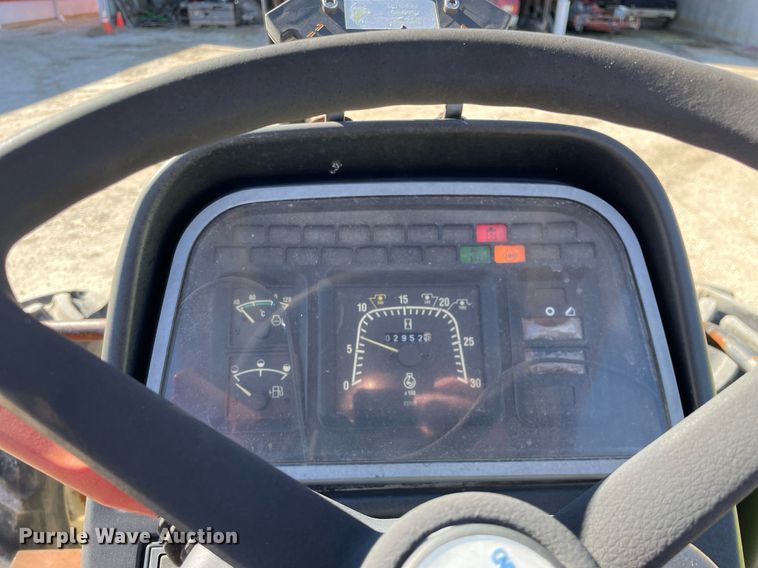 image for item MA9926 New Holland TS110  MFWD tractor