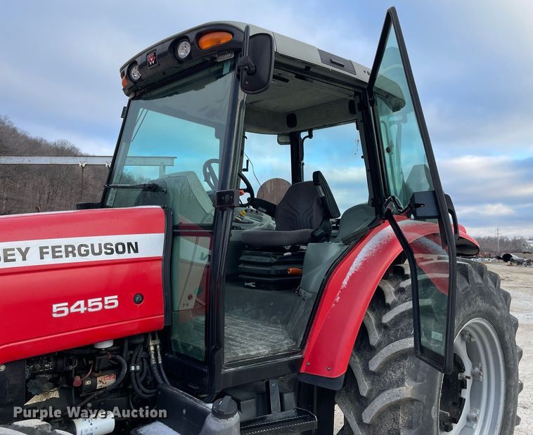 image for item MA9929 2004 Massey Ferguson 5455  MFWD tractor