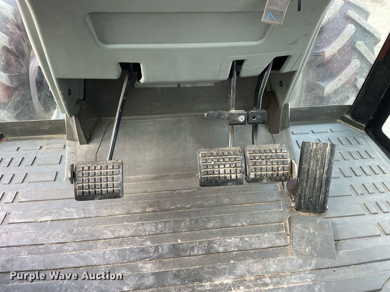 image for item MA9929 2004 Massey Ferguson 5455  MFWD tractor