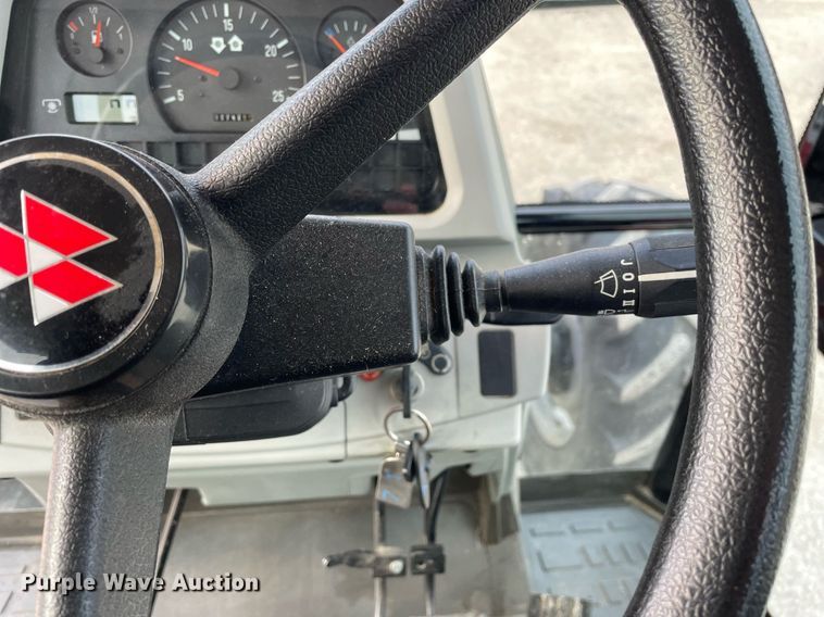 image for item MA9929 2004 Massey Ferguson 5455  MFWD tractor