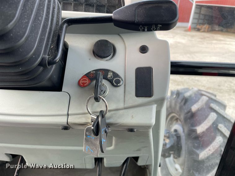 image for item MA9929 2004 Massey Ferguson 5455  MFWD tractor