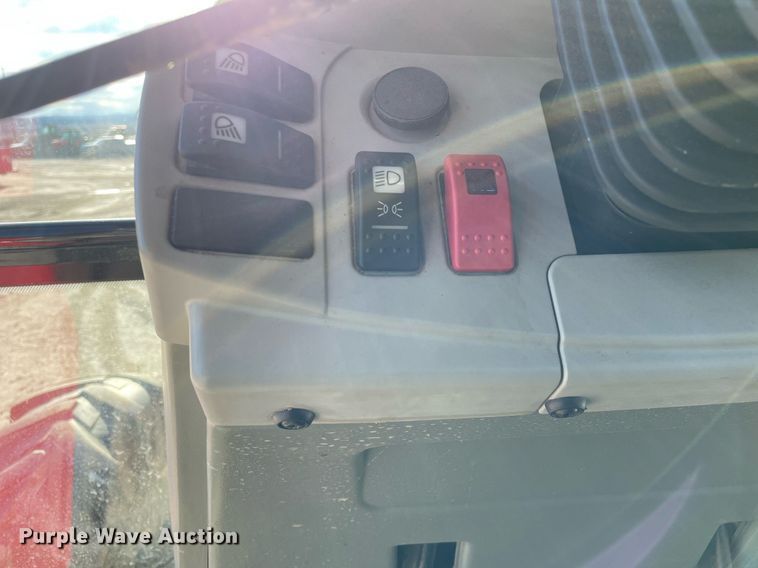 image for item MA9931 2004 Massey Ferguson 5455  MFWD tractor