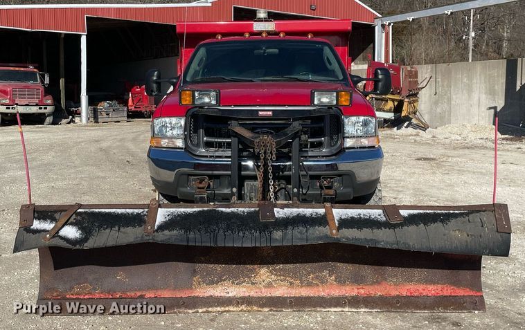 image for item MA9932 2004 Ford F550 Super Duty XL  dump truck