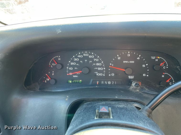 image for item MA9932 2004 Ford F550 Super Duty XL  dump truck