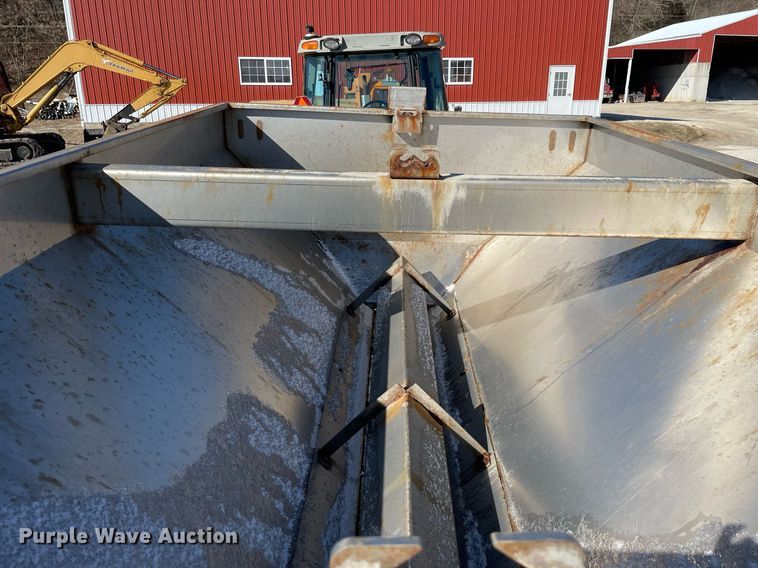 image for item MA9934 Salt Dogg  spreader