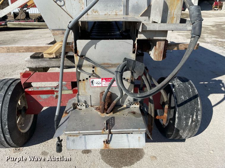 image for item MA9934 Salt Dogg  spreader