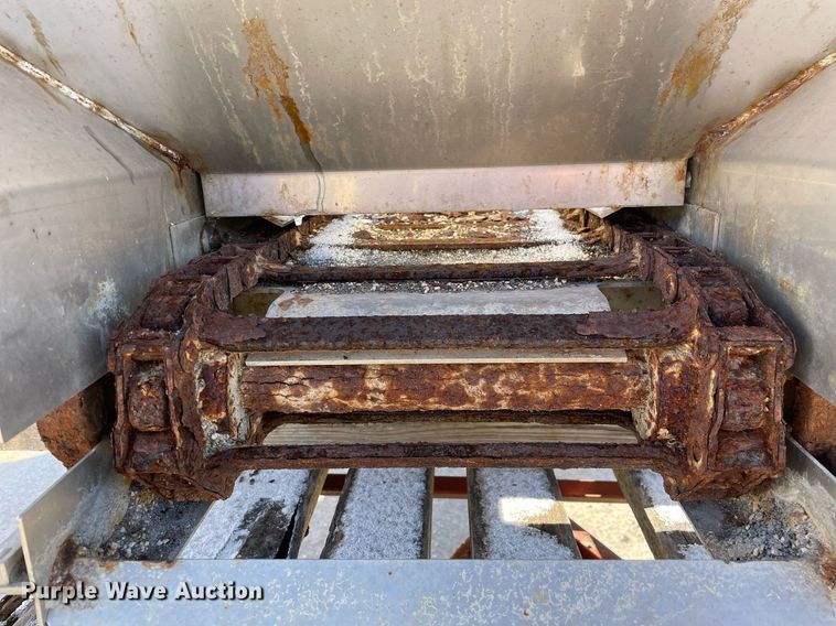 image for item MA9934 Salt Dogg  spreader