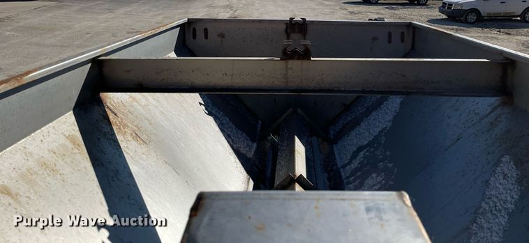 image for item MA9934 Salt Dogg  spreader