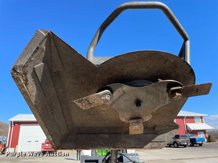 image for item MA9936 Xtreme Attachments  38" W skid steer rotary mower