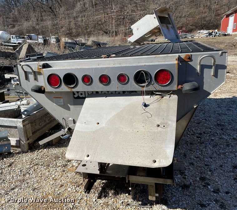 image for item MA9937 Salt Dogg  spreader