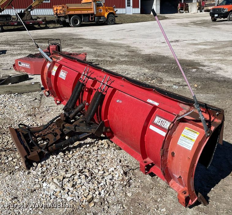 image for item MA9941 Western Ultra Finish  11' W snow plow