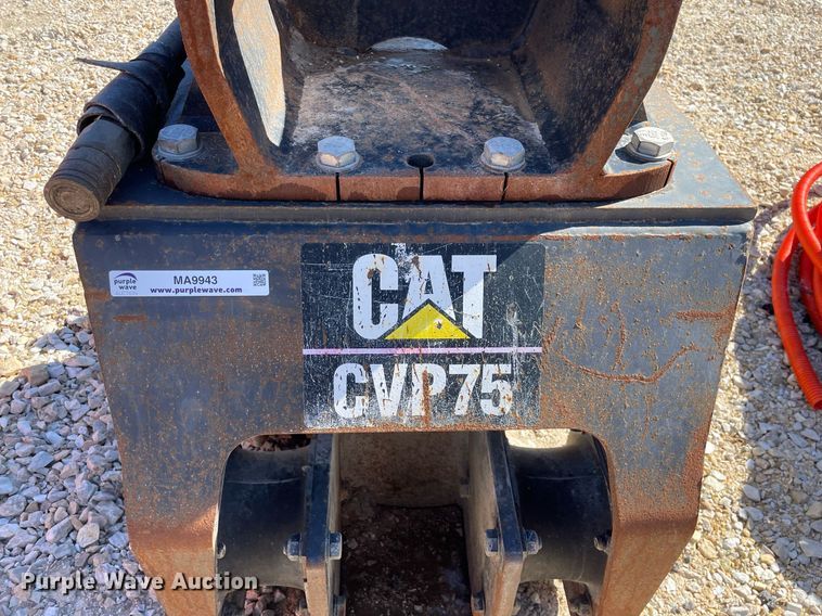 image for item MA9943 Caterpillar CVP75  excavator plate compactor