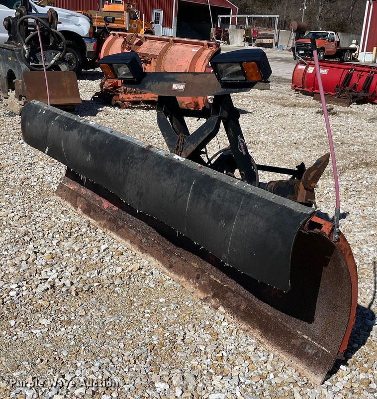 image for item MA9945 Western  9' W snow plow