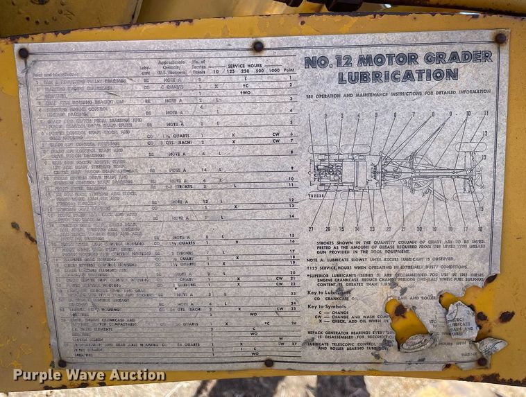 image for item MA9961 1963 Caterpillar 12E  rigid frame motor grader