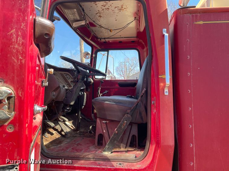 image for item MA9964 1978 Ford 800  pumper fire truck