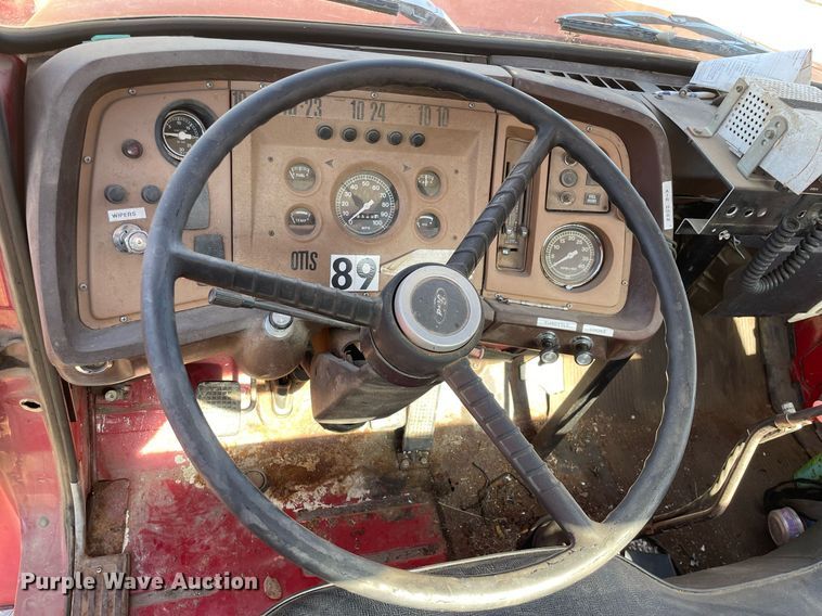 image for item MA9964 1978 Ford 800  pumper fire truck