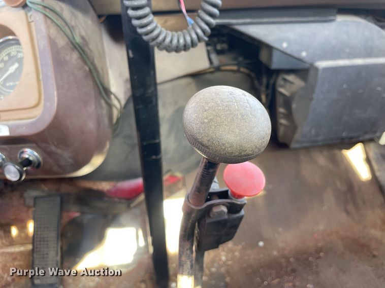 image for item MA9964 1978 Ford 800  pumper fire truck