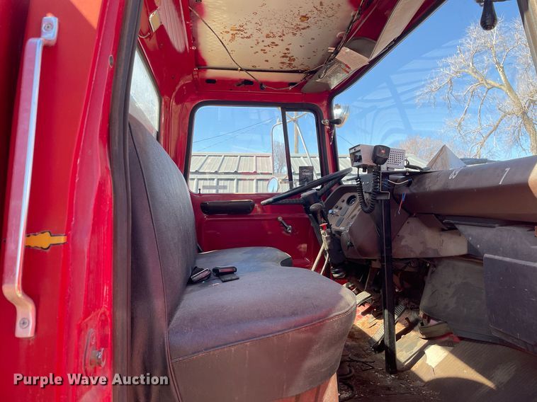 image for item MA9964 1978 Ford 800  pumper fire truck