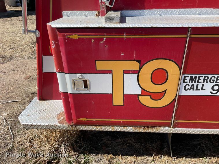 image for item MA9964 1978 Ford 800  pumper fire truck