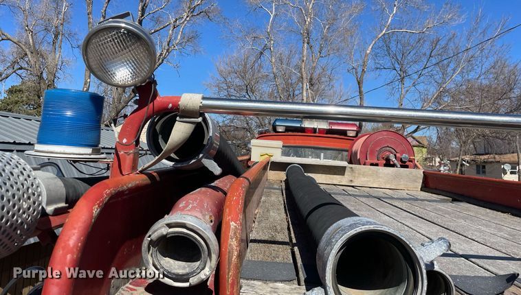 image for item MA9964 1978 Ford 800  pumper fire truck