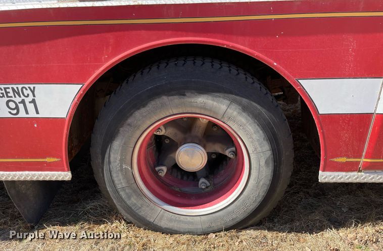 image for item MA9964 1978 Ford 800  pumper fire truck