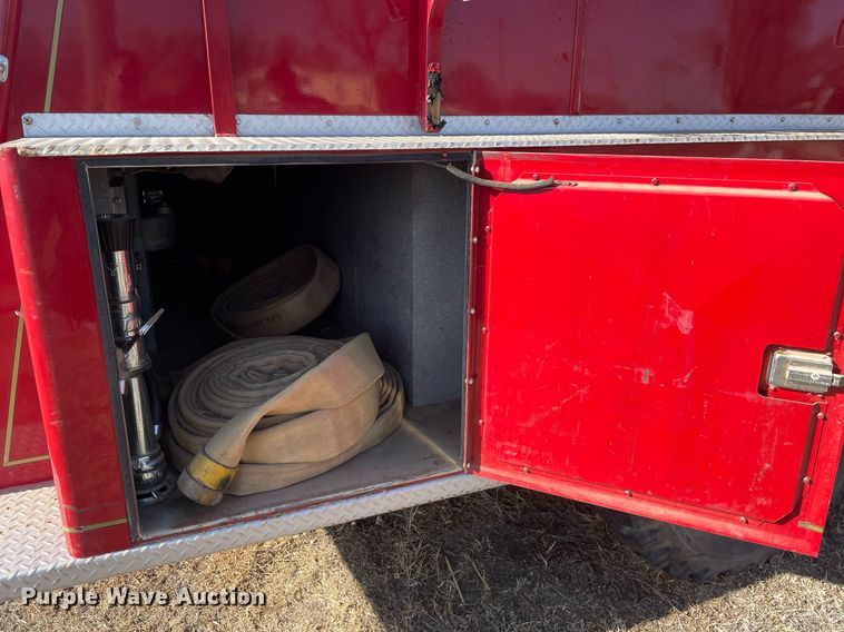 image for item MA9966 1973 Ford F750  pumper fire truck